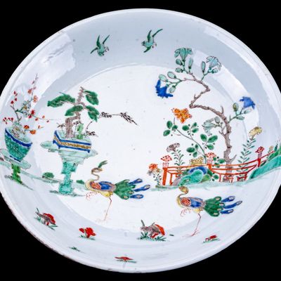 Sale Photo Thumbnail #96: 18C Chinese Famille Verte Porcelain Charger