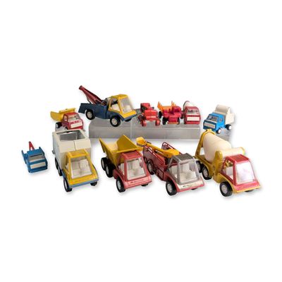 Sale Photo Thumbnail #401: 11pc Hubley Construction and Utility Vehicles