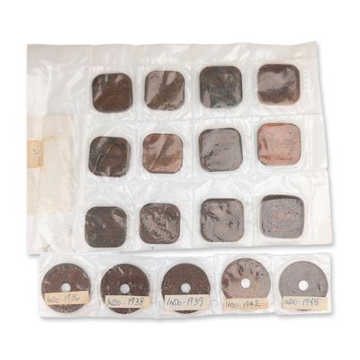 Sale Photo Thumbnail #470: 5pc Collection of Straits Settlements and Malayan Coins