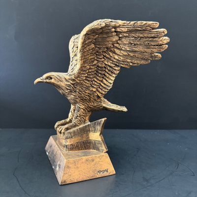 LOT 109: Vintage Federal Style Oval Picture Frame-NO Glass, Resin Brass-Tone Eagle Statue signed PDU & Anchor Hocking Candy Dish