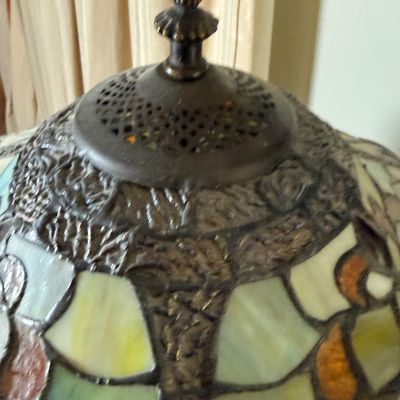 LOT 163: Tiffany Style Table Lamp