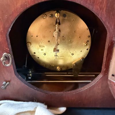LOT 252: Vintage Junghans Art Deco Mantel Clock and Alabaster Vase