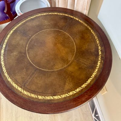LOT 165: Vintage/Antique Woodend Pedestal Drum Table with Leather Top