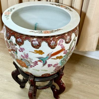 LOT 166: Ceramic Chinese Fishbowl with Wooden Stand