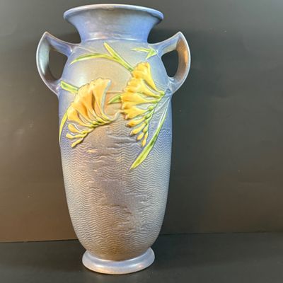 LOT 187: Large Vintage Roseville Blue Freesia Pattern Vase with Handles/Urn