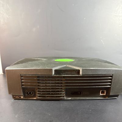 LOT 2: Original Xbox Game Console
