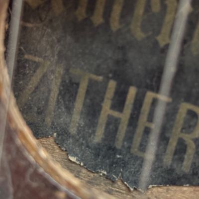 LOT 111: Vintage American Zithern Musical Instrument
