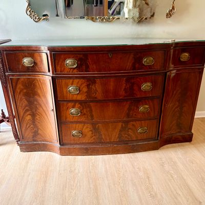 Lot 170: Vintage Mahogany Serpentine Sideboard with Glass Top