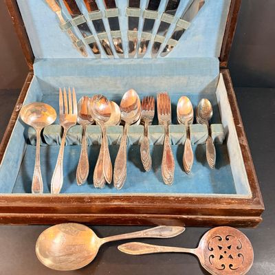 LOT 247: William Roger Silver Plated Flatware/Service Set in Wooden Box