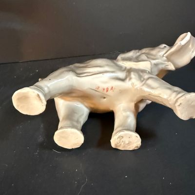 LOT 249: Elephant Collection Including a Planter, Figurines, Glass Trinket Box and a Giraffe Brass Bell
