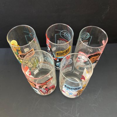 LOT 88: Vintage 1980 Star Wars the Empire Strikes Back Burger King Glasses - Set of 5