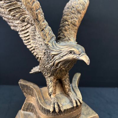 LOT 109: Vintage Federal Style Oval Picture Frame-NO Glass, Resin Brass-Tone Eagle Statue signed PDU & Anchor Hocking Candy Dish