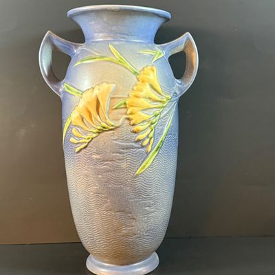LOT 187: Large Vintage Roseville Blue Freesia Pattern Vase with Handles/Urn