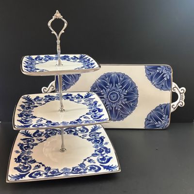LOT 100: Vintage Bombay & Co. 3-Tier Pastry/Dessert Stand & Cheese/Serving Tray with Original Box