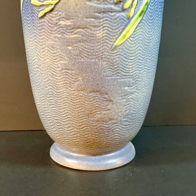 LOT 187: Large Vintage Roseville Blue Freesia Pattern Vase with Handles/Urn