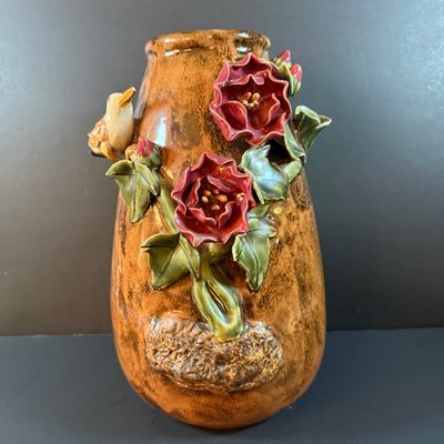 LOT 186: Large Ceramic Vase with Flowers and a Bird