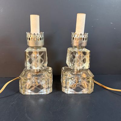 LOT 244: Hollywood Regency Style Filigree Vanity Mirror and Jewelry Box with Glass Lid and Acrylic Cubed Table Lamps