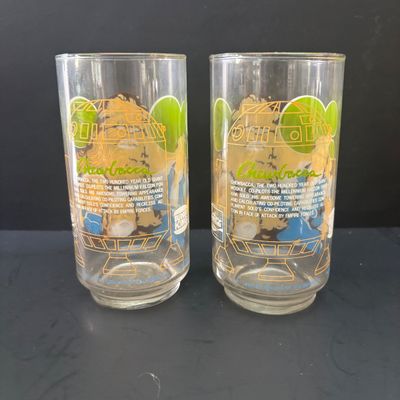 LOT 89: Vintage 1977 Star Wars Burger King Coca-Cola Glasses: Darth Vade & Han Solo w/Chewbacca