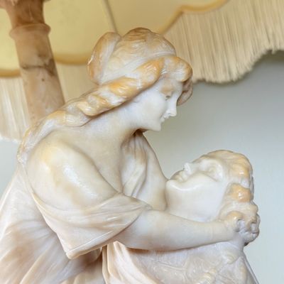 LOT 171: Vintage Carved Alabaster Romeo and Juliet Figural Table Lamp
