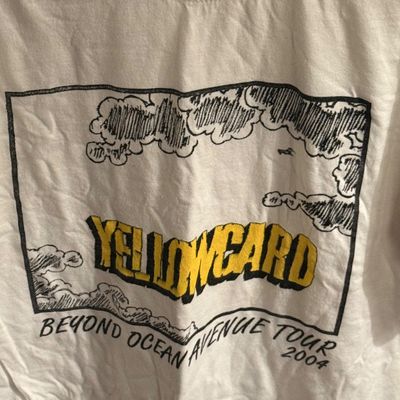 LOT 3: Vintage Band and Music T-Shirts - Yellow Card, Social Diststortion and Guitar Picks