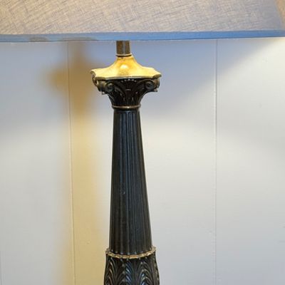 LOT 184: Vintage Metal Table Lamp with Cherubs