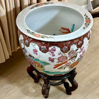 LOT 166: Ceramic Chinese Fishbowl with Wooden Stand