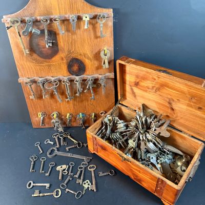 LOT 246: Large Collection of Keys on a Wooden Board and In a Wooden Box