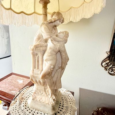 LOT 171: Vintage Carved Alabaster Romeo and Juliet Figural Table Lamp