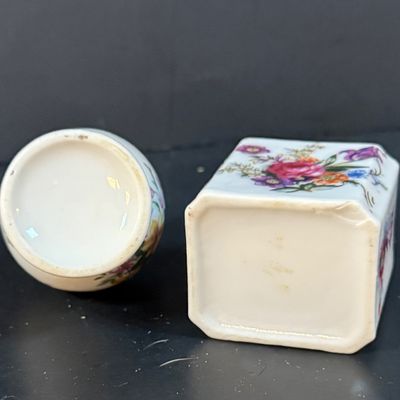 LOT 261: Mirrored Vanity Tray with Perfume Bottlers Perfume and More