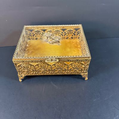 LOT 244: Hollywood Regency Style Filigree Vanity Mirror and Jewelry Box with Glass Lid and Acrylic Cubed Table Lamps