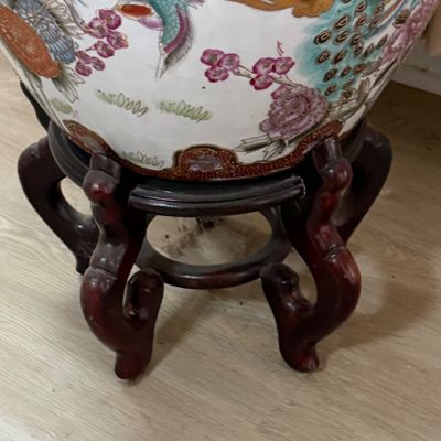 LOT 166: Ceramic Chinese Fishbowl with Wooden Stand