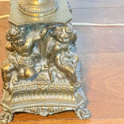 LOT 184: Vintage Metal Table Lamp with Cherubs