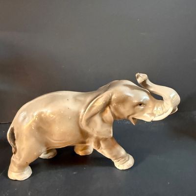LOT 249: Elephant Collection Including a Planter, Figurines, Glass Trinket Box and a Giraffe Brass Bell