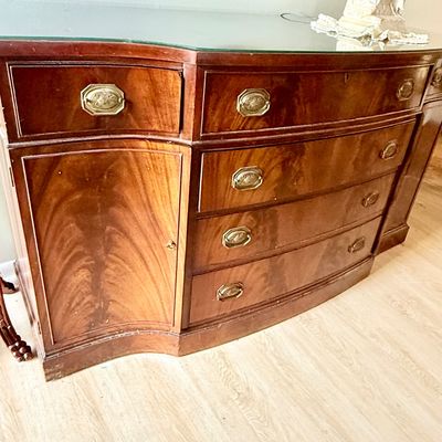 Lot 170: Vintage Mahogany Serpentine Sideboard with Glass Top
