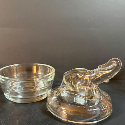 LOT 249: Elephant Collection Including a Planter, Figurines, Glass Trinket Box and a Giraffe Brass Bell