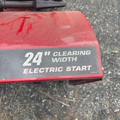 LOT 114: Craftsman 24" Clearing Width Snowblower w/Electric Start