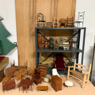 Dollhouse furniture (some antique)