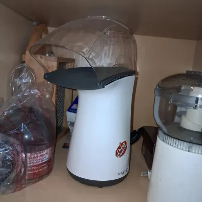 Sale Photo Thumbnail #73: Presto orville redenbacher s poplite hot air popcorn popper