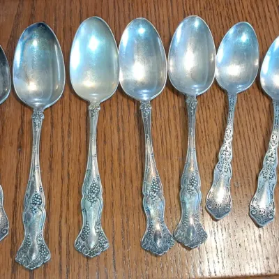Sale Photo Thumbnail #235: Rogers bros grape pattern silverplate spoons