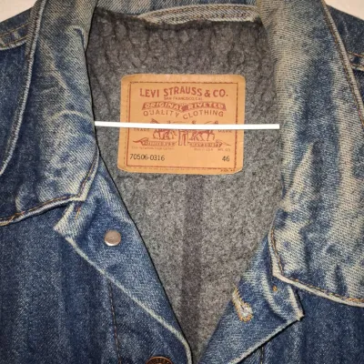 Sale Photo Thumbnail #421: Vintage levi s blanket lined denim jacket second image