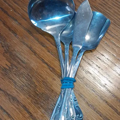 Sale Photo Thumbnail #23: Rogers dream rose stainless steel serving utensil set
