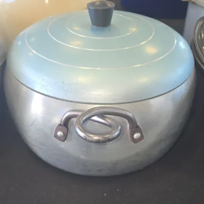 Sale Photo Thumbnail #179: Wear ever hallite no dutch oven