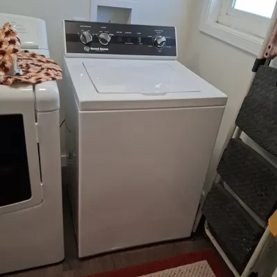 Sale Photo Thumbnail #479: Speed queen tc top load washer