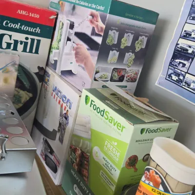 Sale Photo Thumbnail #8: Foodsaver heavy duty vacuum sealing rolls rolls
