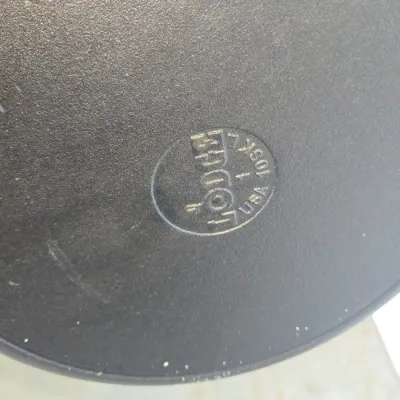 Sale Photo Thumbnail #134: Lodge skl dual handle cast iron skillet second image