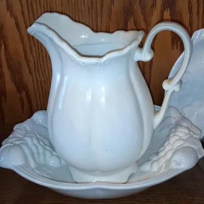 Sale Photo Thumbnail #474: Red cliff grape pattern ironstone pitcher and bowl set