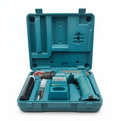 Sale Photo Thumbnail #521: Makita d v cordless drill set