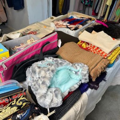 Sale Photo Thumbnail #325