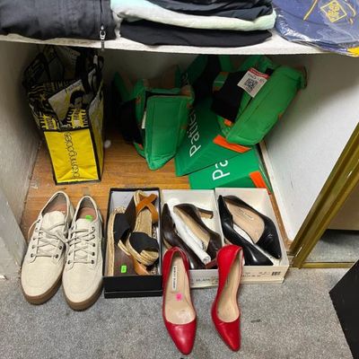 Sale Photo Thumbnail #309