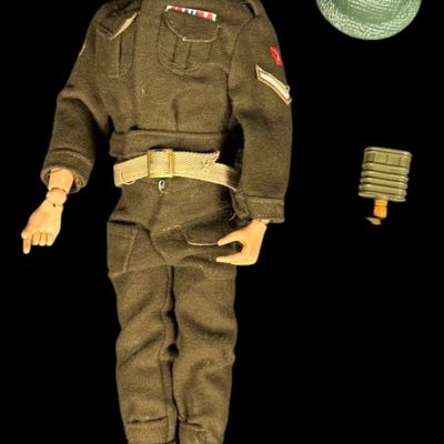 Sale Photo Thumbnail #217: Vintage 1964 G.I. Joe Action Soldier Figure